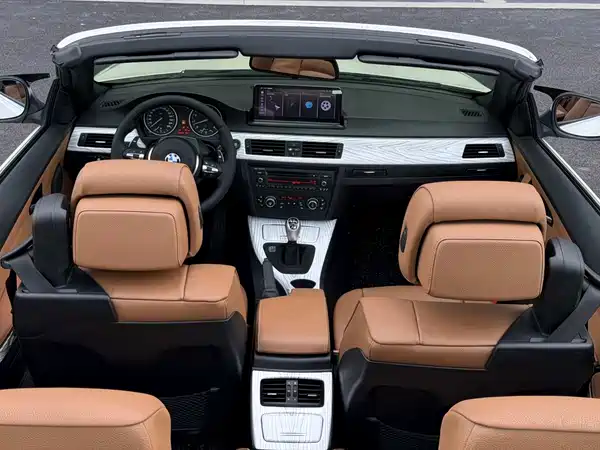 BMW 3 Series 2011