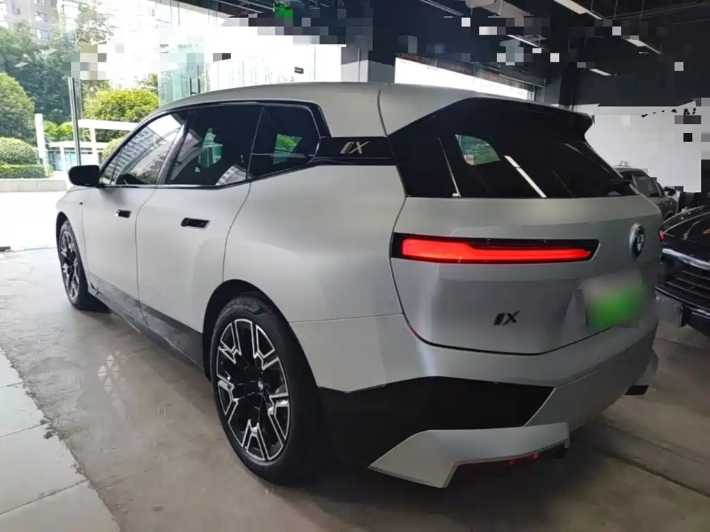 BMW iX 2023