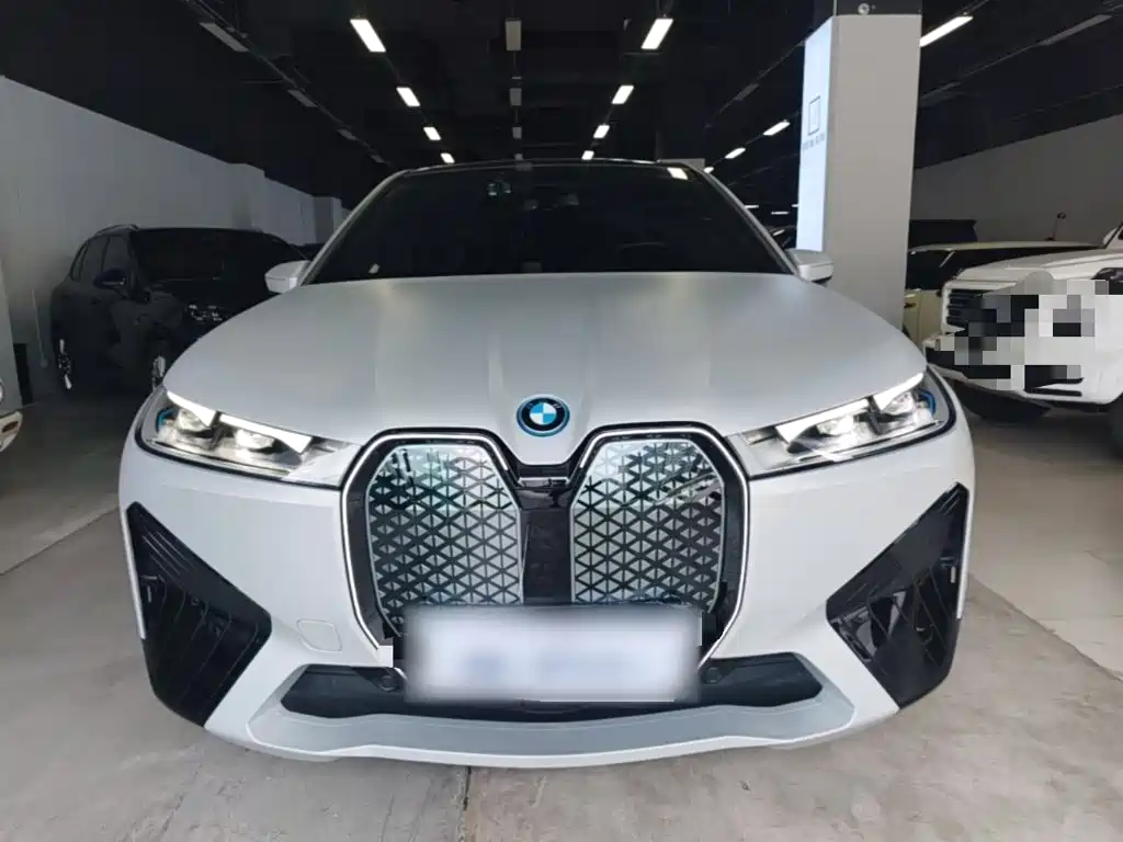 BMW iX 2023