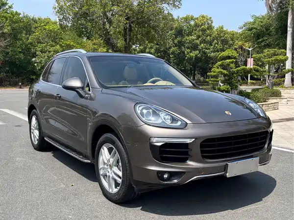 Porsche Cayenne 2016