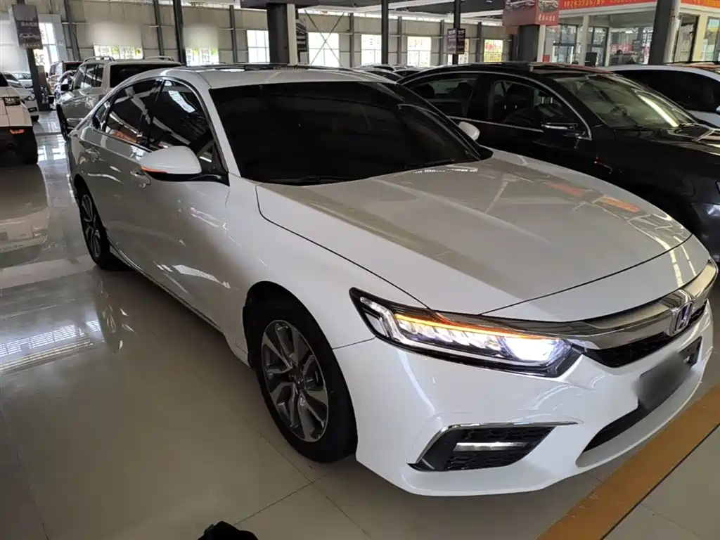 Honda Inspire 2020 — фото 4