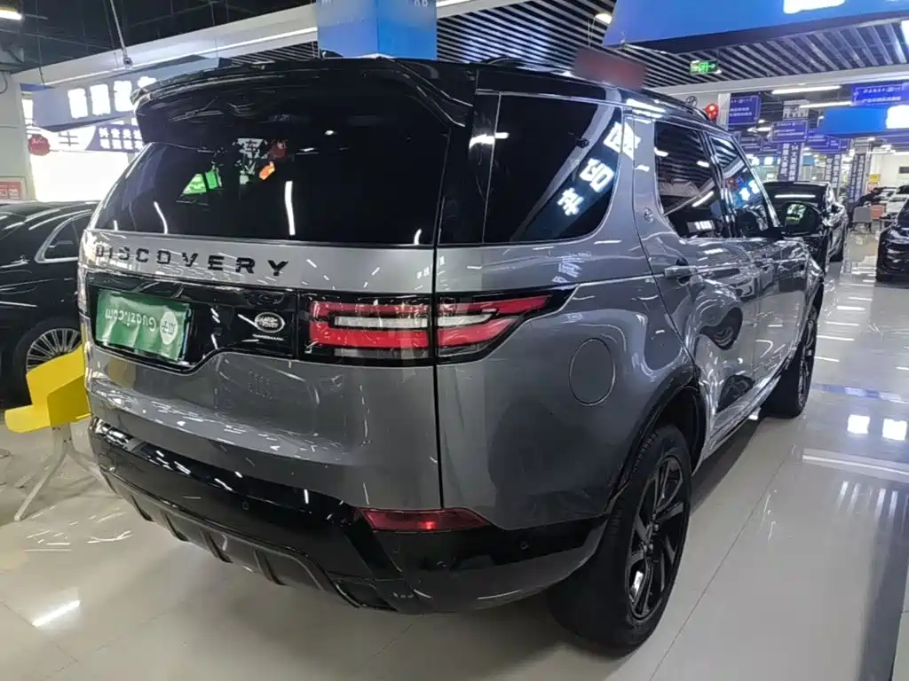 Land Rover Discovery 2021 — фото 7