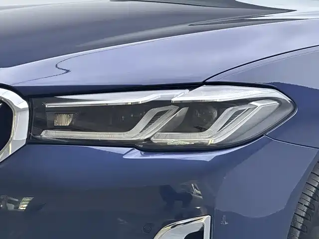 BMW 5 Series 2020 — фото 18