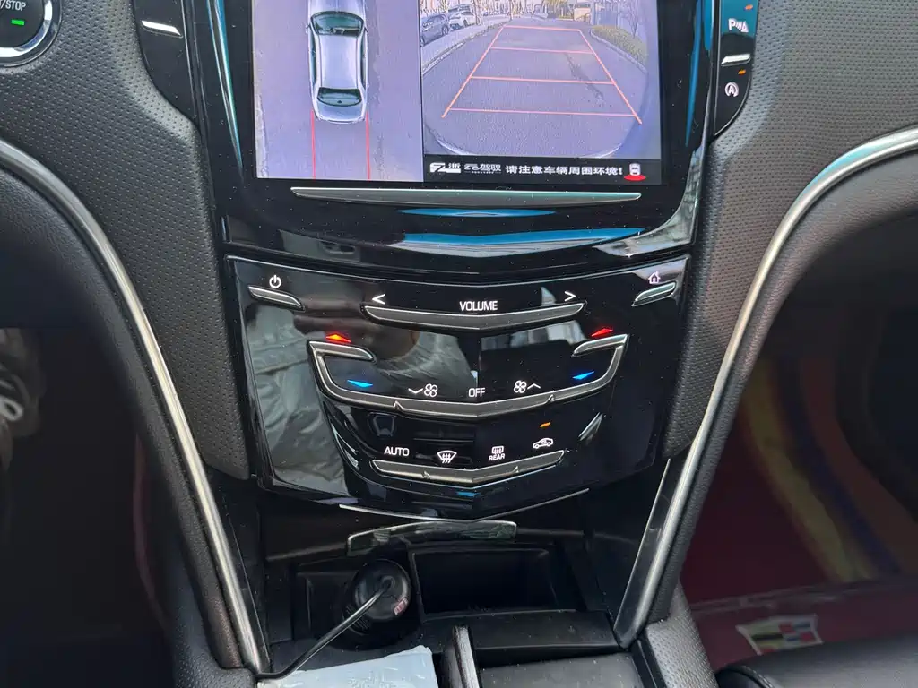 Cadillac XTS 2019 — фото 10