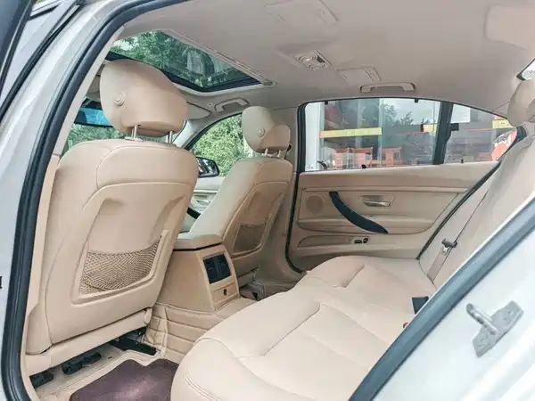 BMW 3 Series 2016