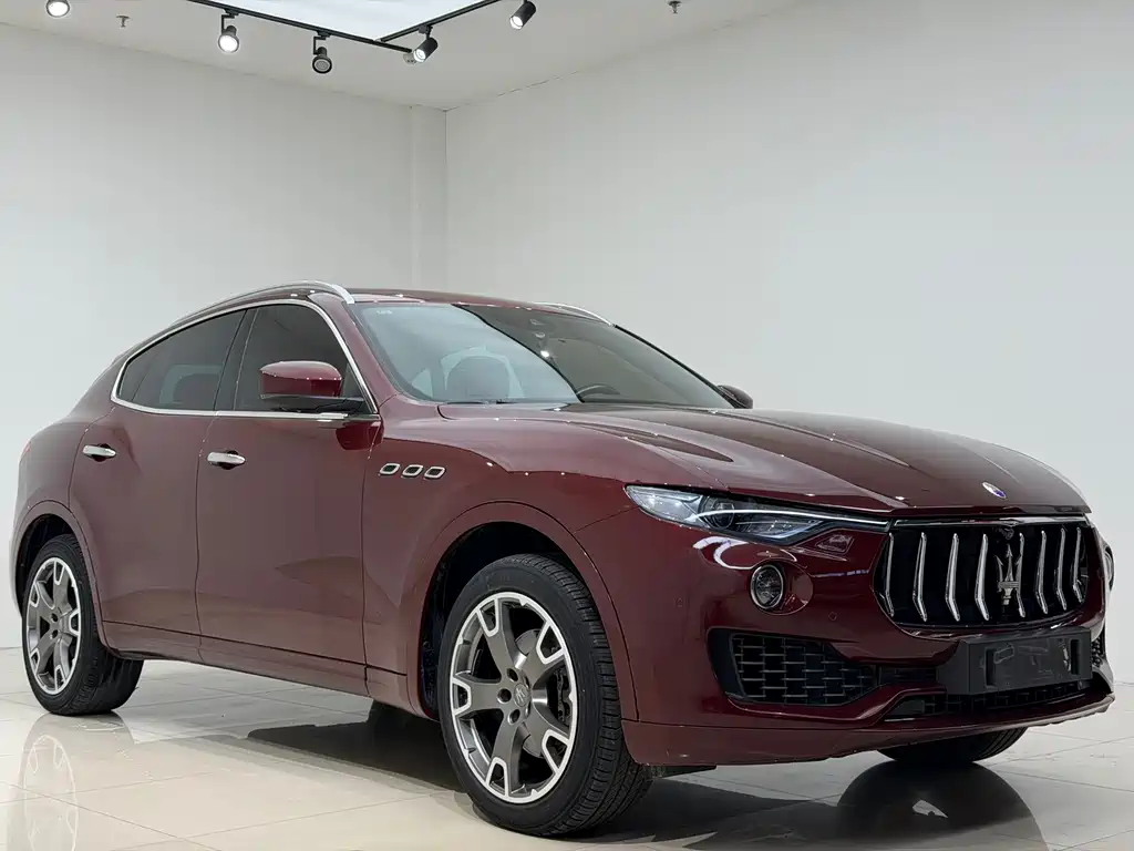 Maserati Levante 2018 — фото 3