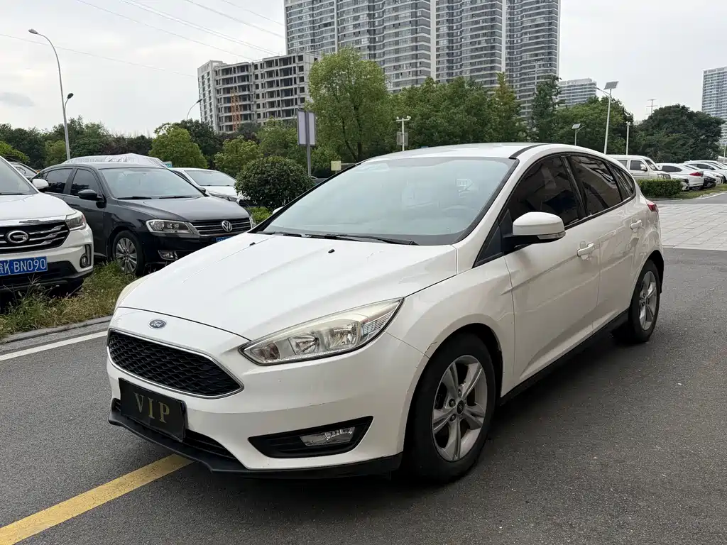 Ford Focus 2016 — фото 2