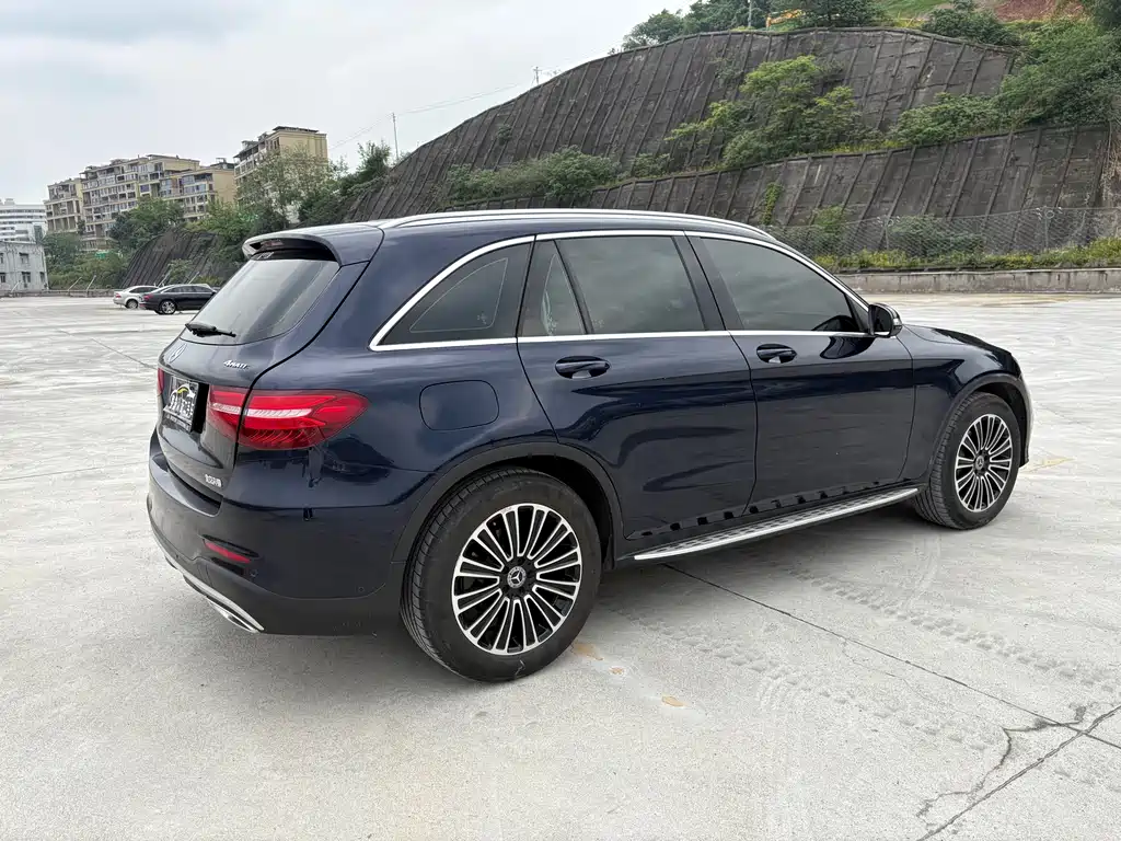 Mercedes-Benz GLC 2018 — фото 6