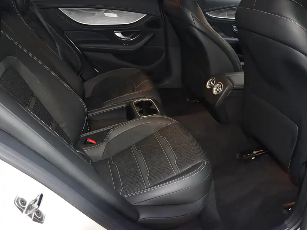 Mercedes-Benz AMG GT 2020 — фото 10