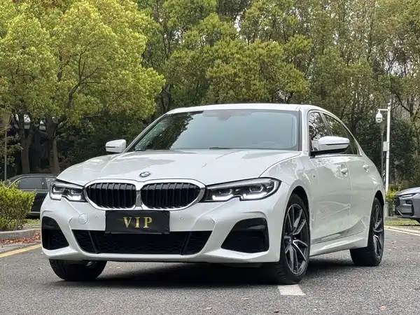 BMW 3 Series 2021