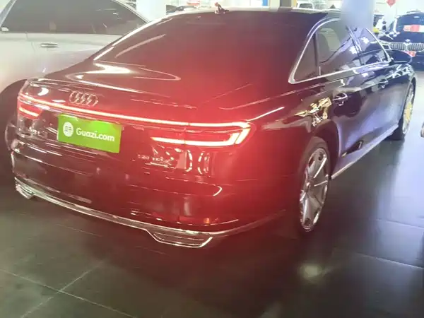 Audi A8 2022