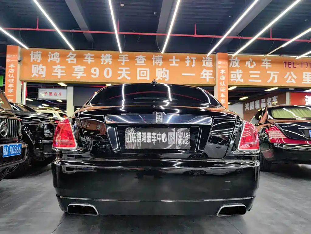 Rolls-Royce Ghost 2015 — фото 13