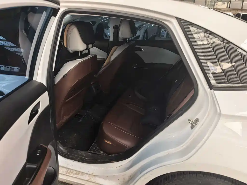 Chevrolet Monza 2023