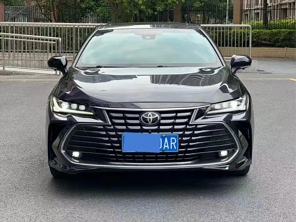 Toyota Avalon 2022 — фото 2