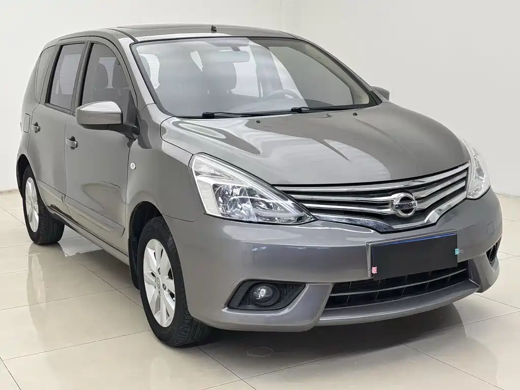Nissan Livina 2015 — фото 3