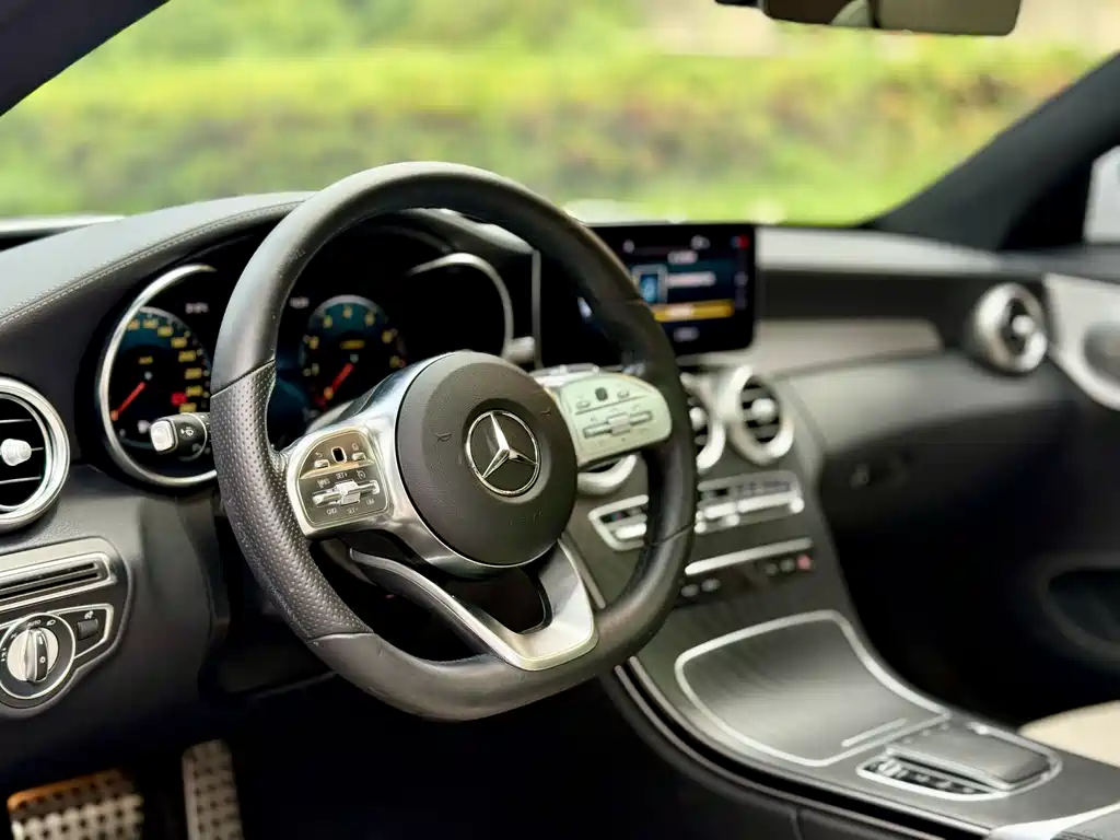 Mercedes-Benz C-Class 2022