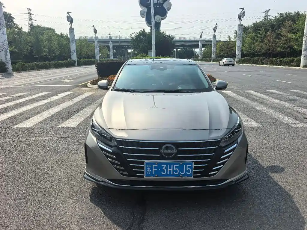 Nissan Teana 2023
