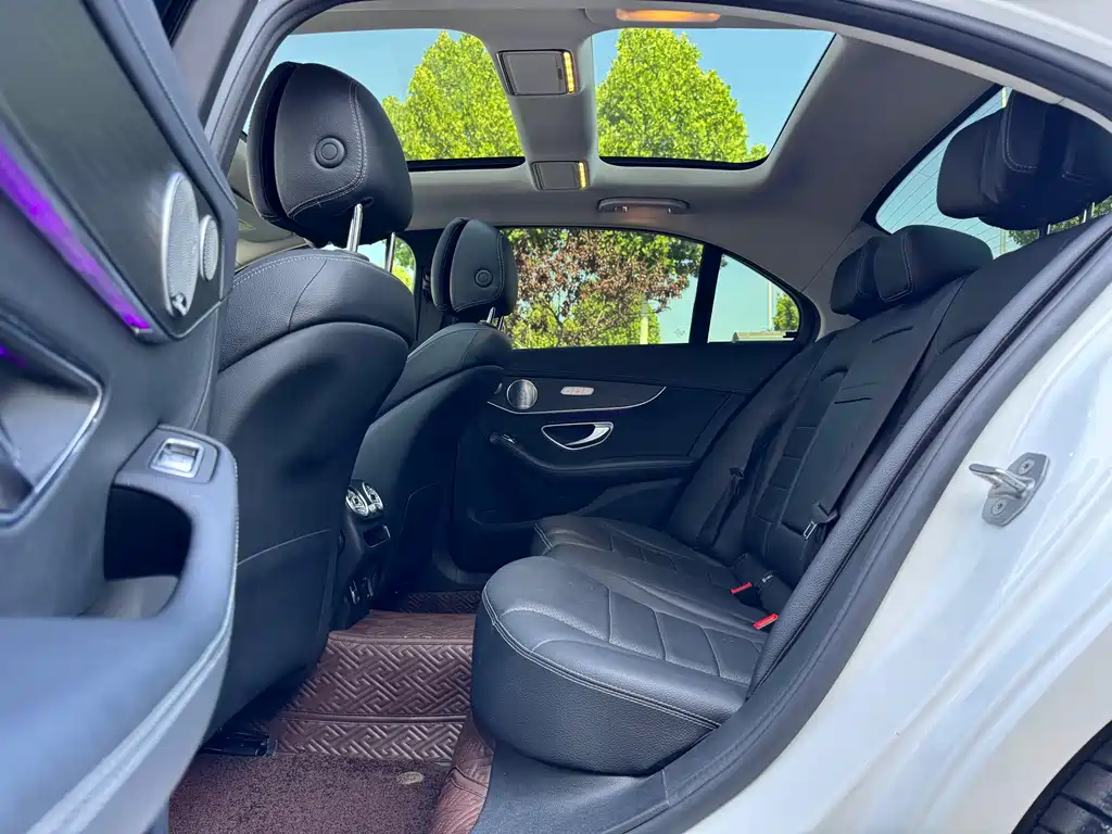 Mercedes-Benz C-Class 2021 — фото 11