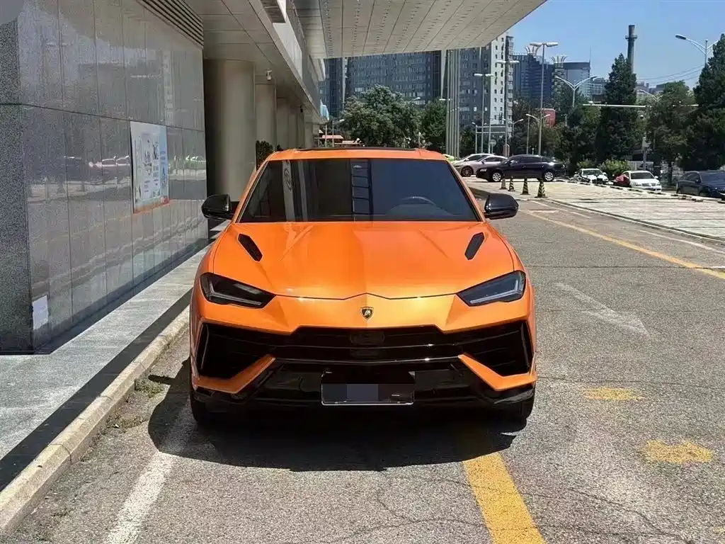 Lamborghini Urus 2023
