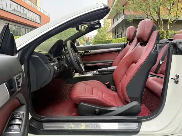 Mercedes-Benz E-Class 2012