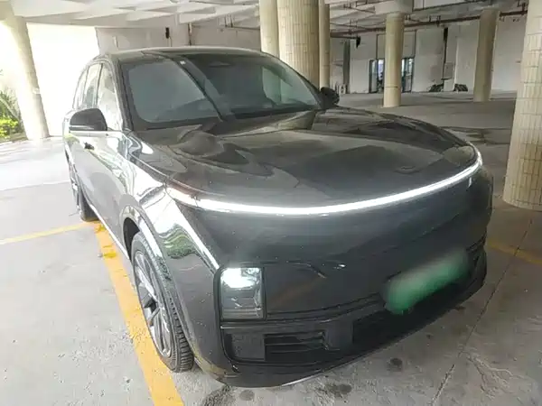 Li Auto L8 2024