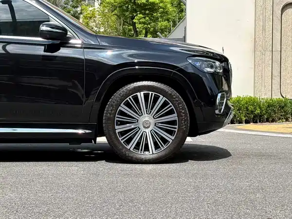 Mercedes-Benz Maybach GLS 2024