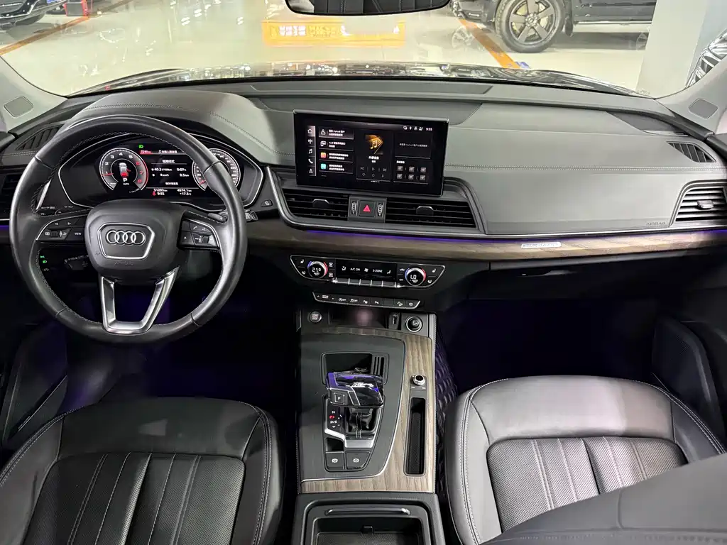Audi Q5L 2022 — фото 10