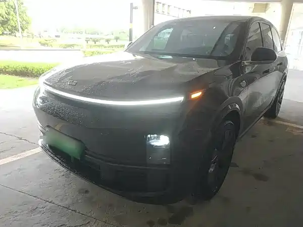 Li Auto L8 2024
