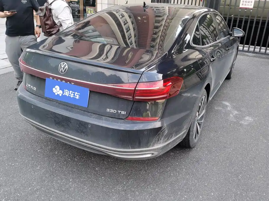 Volkswagen Passat 2024