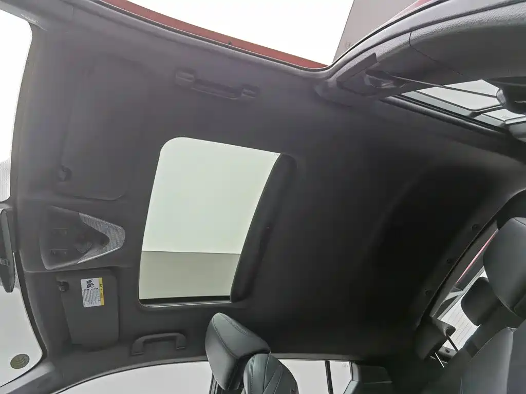 Toyota C-HR 2020 — фото 14