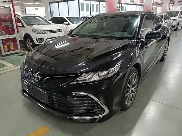 Toyota Camry 2021