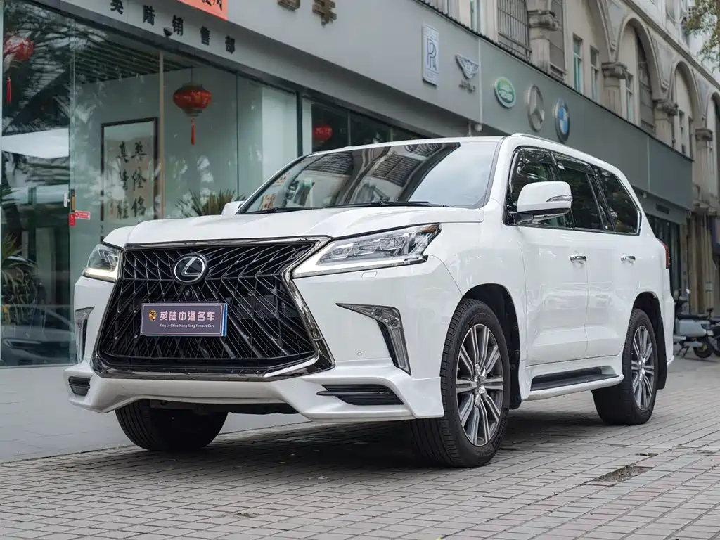 Lexus LX 2017