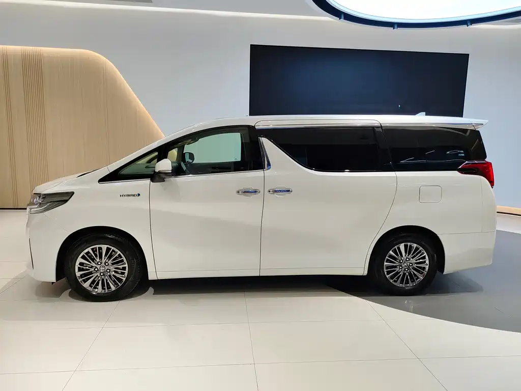 Toyota Alphard 2021 — фото 4