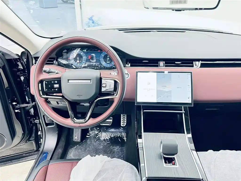 Land Rover Evoque — фото 17