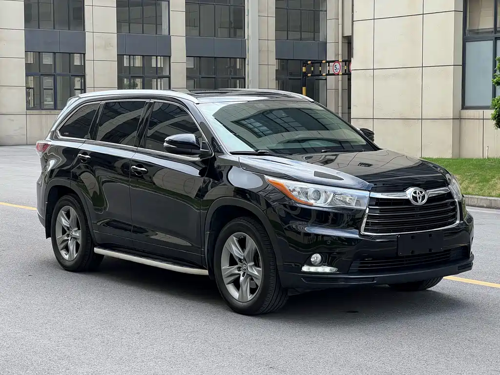 Toyota Highlander 2018 — фото 5