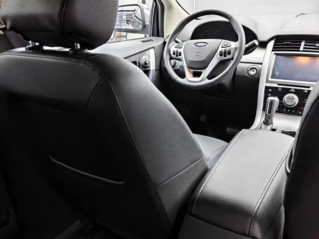Ford Edge 2015 — фото 11