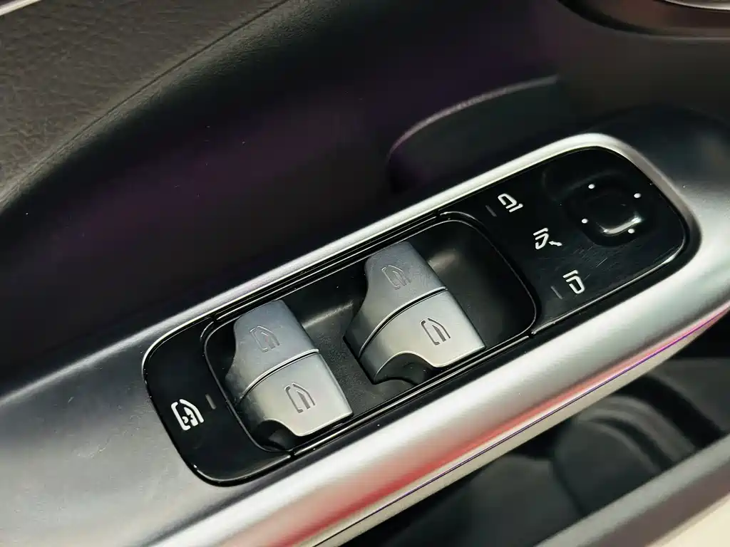 Mercedes-Benz C-Class 2022 — фото 14