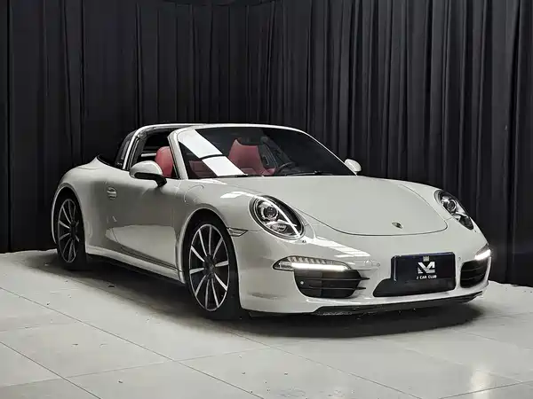 Porsche 911 2016