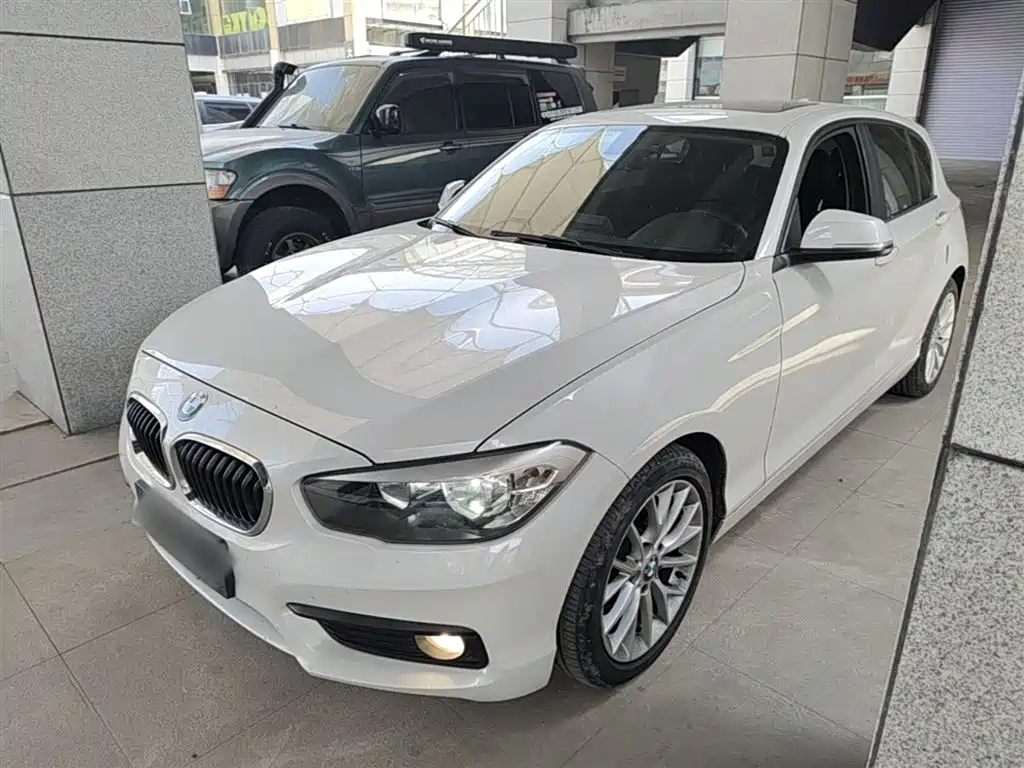 BMW 1 Series 2018 — фото 2