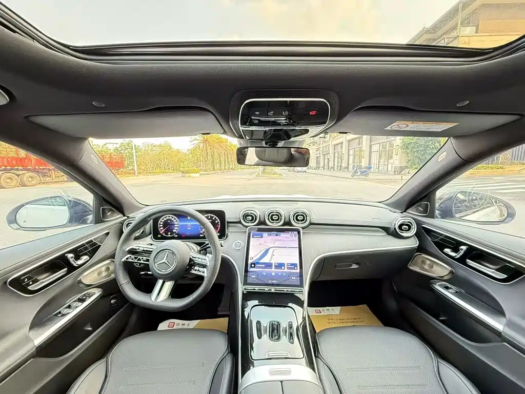 Mercedes-Benz C-Class 2023