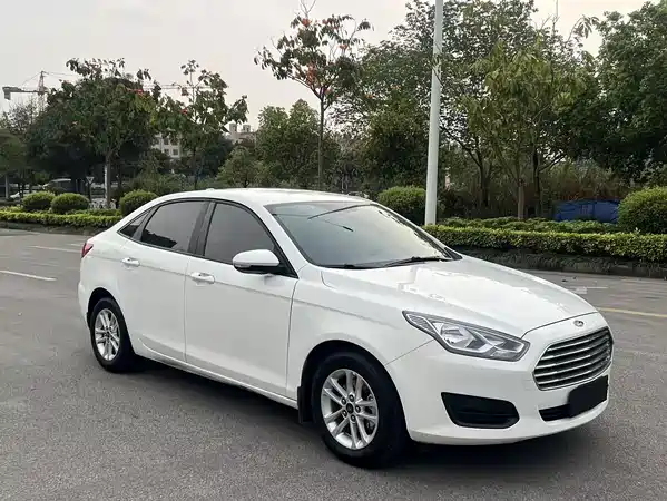 Ford Escort 2019
