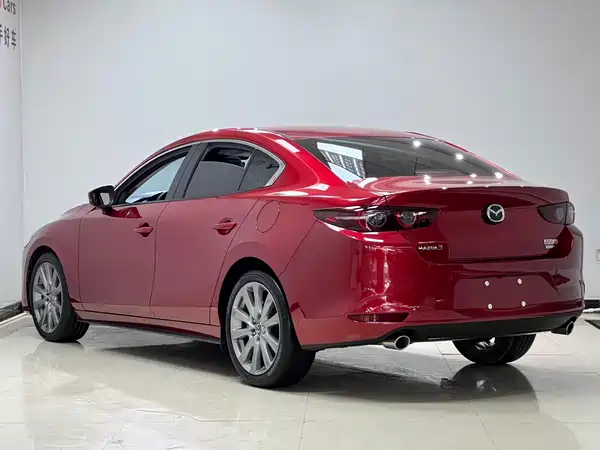 Mazda 3 Axela 2023
