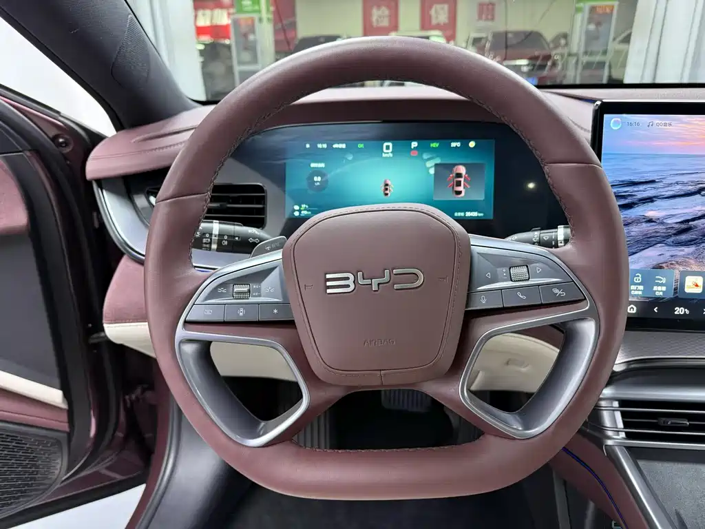 BYD Seal 07 DM-i 2026 — фото 6