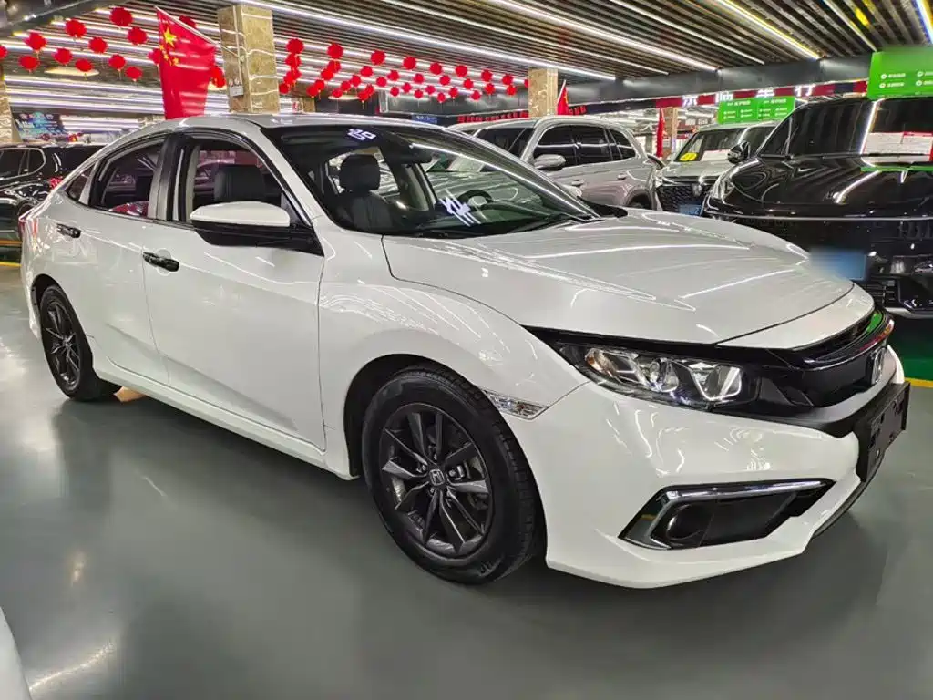 Honda Civic 2019 — фото 4