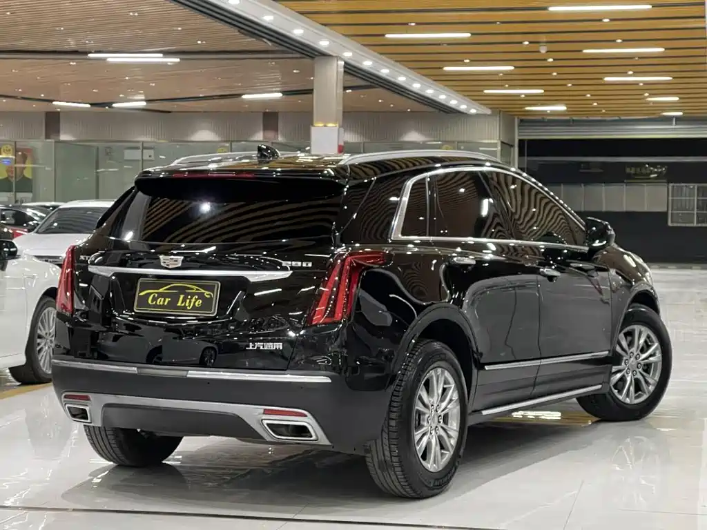 Cadillac XT5 2021 — фото 14