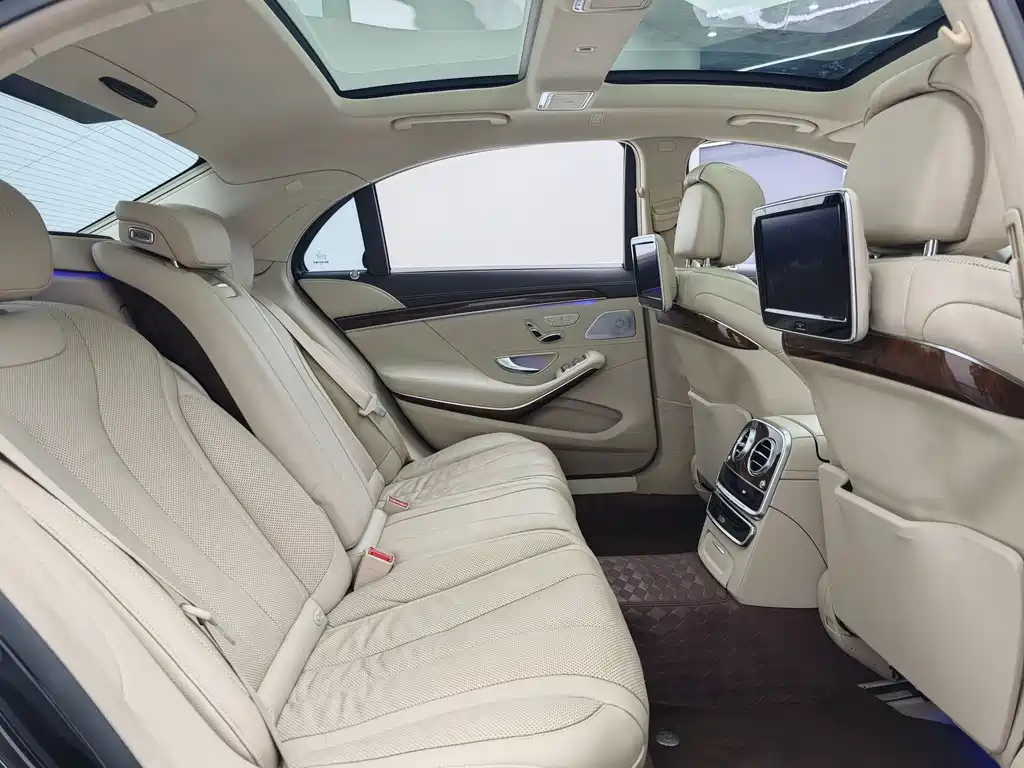 Mercedes-Benz S-Class 2015 — фото 20