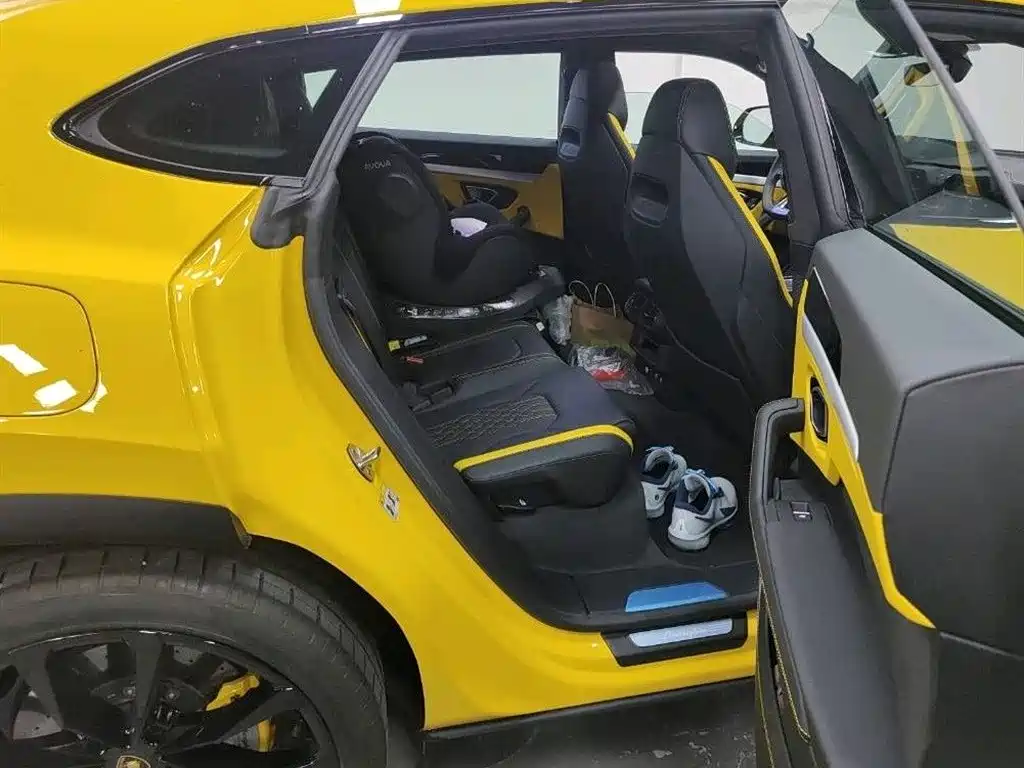 Lamborghini Urus 2023