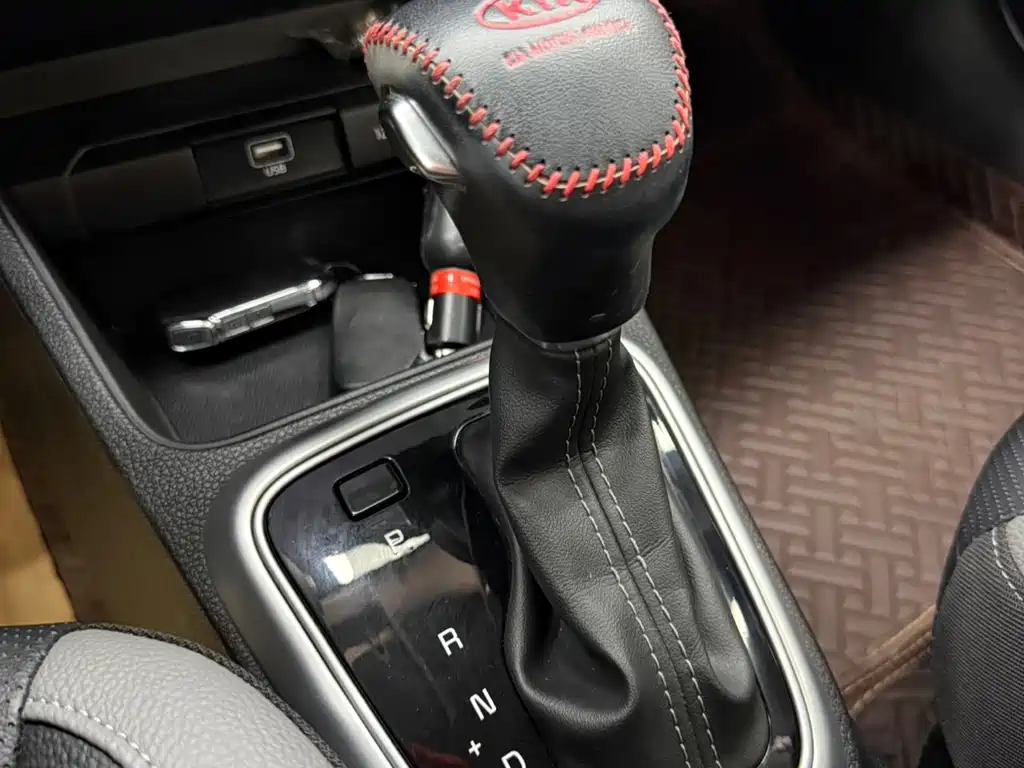 Kia KX1 2022 — фото 14