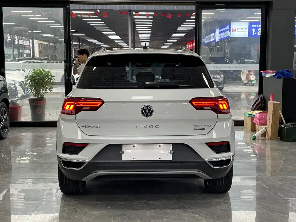 Volkswagen T-Roc 2022 — фото 15