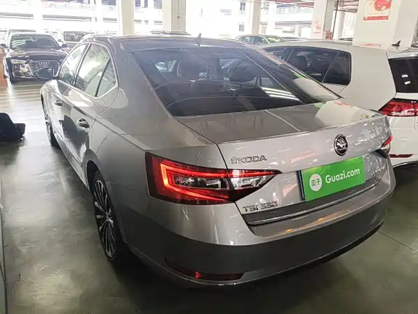 Skoda Superb 2017